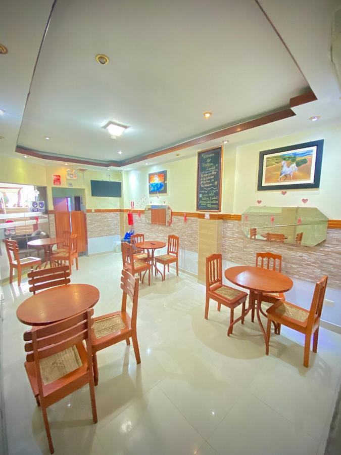 Hotel Ventura Isabel Iquitos Bagian luar foto