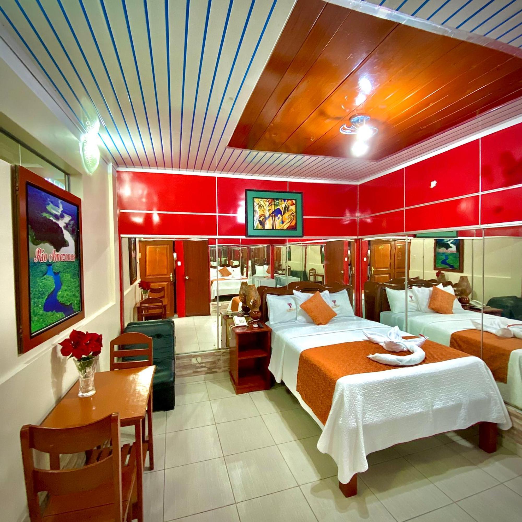 Hotel Ventura Isabel Iquitos Bagian luar foto