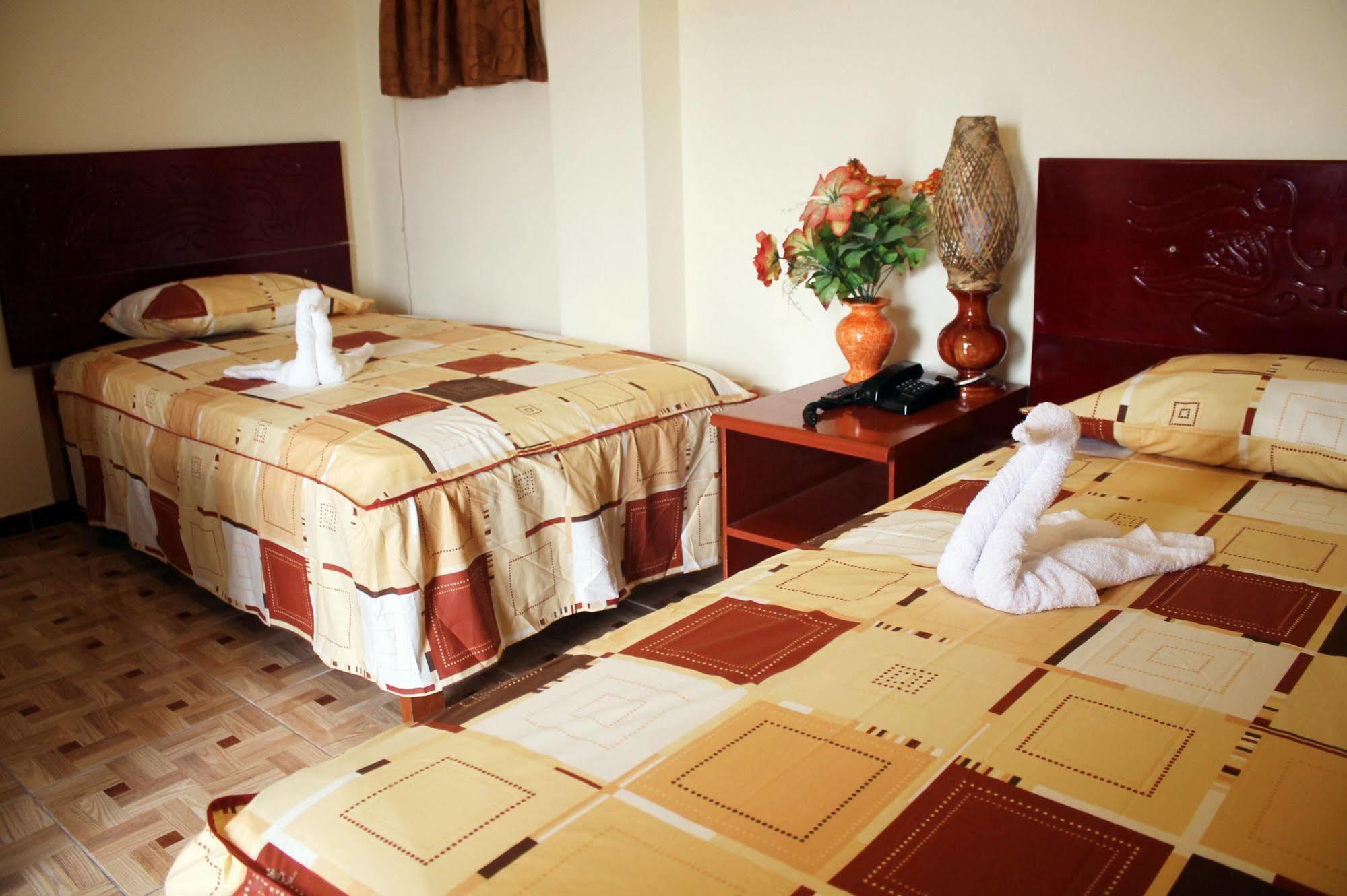 Hotel Ventura Isabel Iquitos Bagian luar foto
